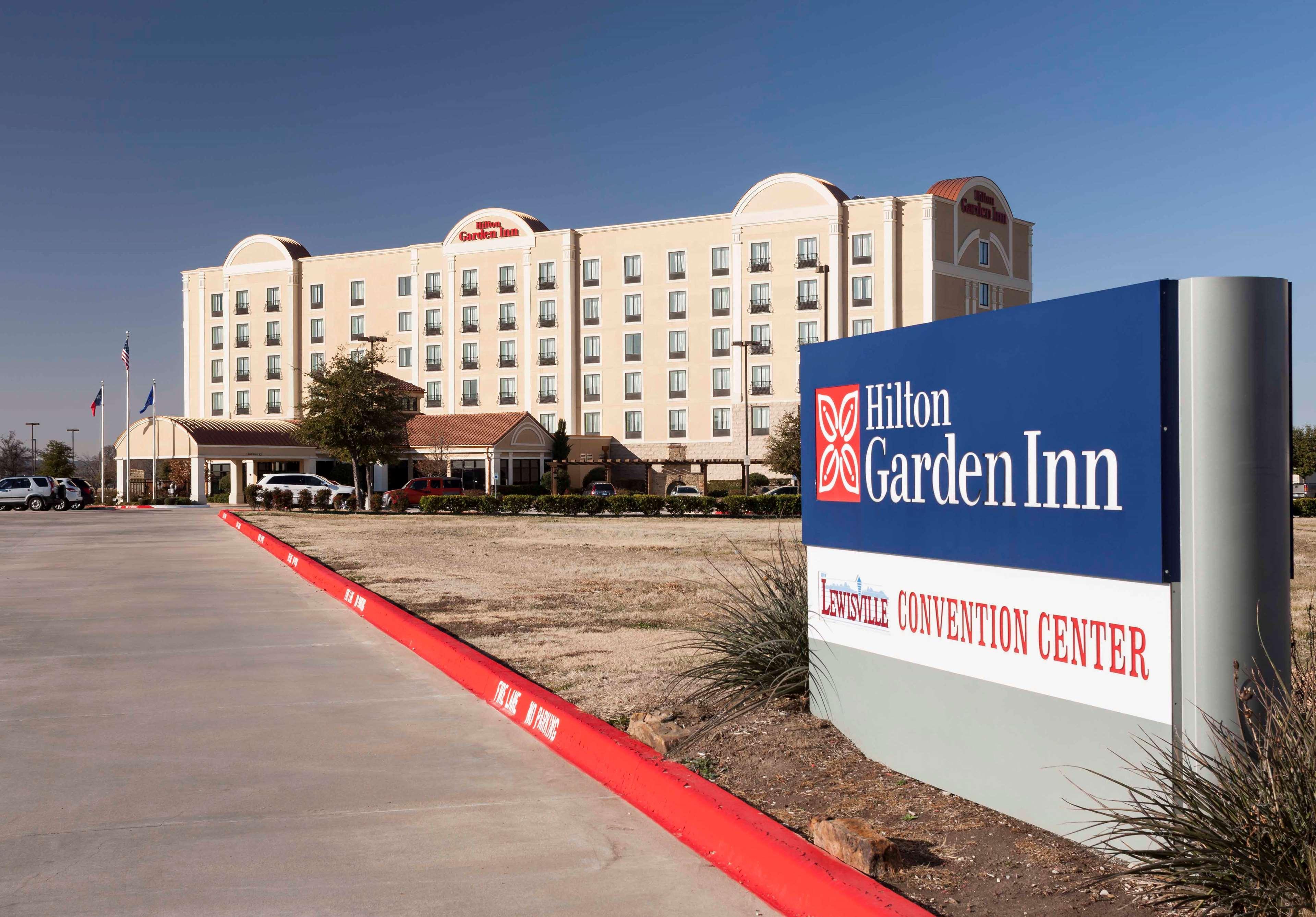 Hilton Garden Inn Dallas Льюисвилл Экстерьер фото