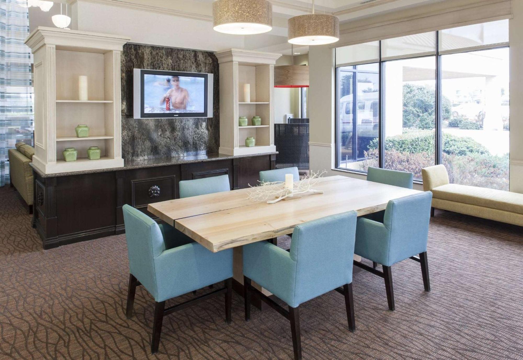 Hilton Garden Inn Dallas Льюисвилл Экстерьер фото
